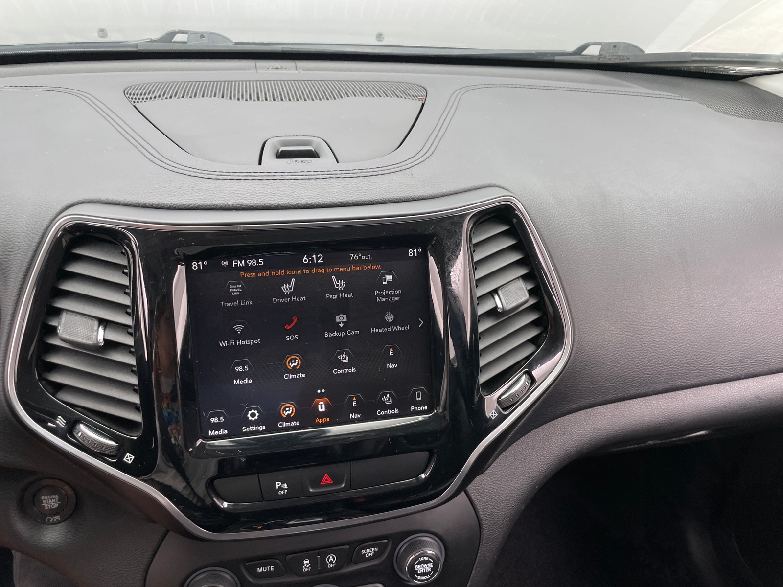 Thumbnail: 2019 Jeep Cherokee - 3