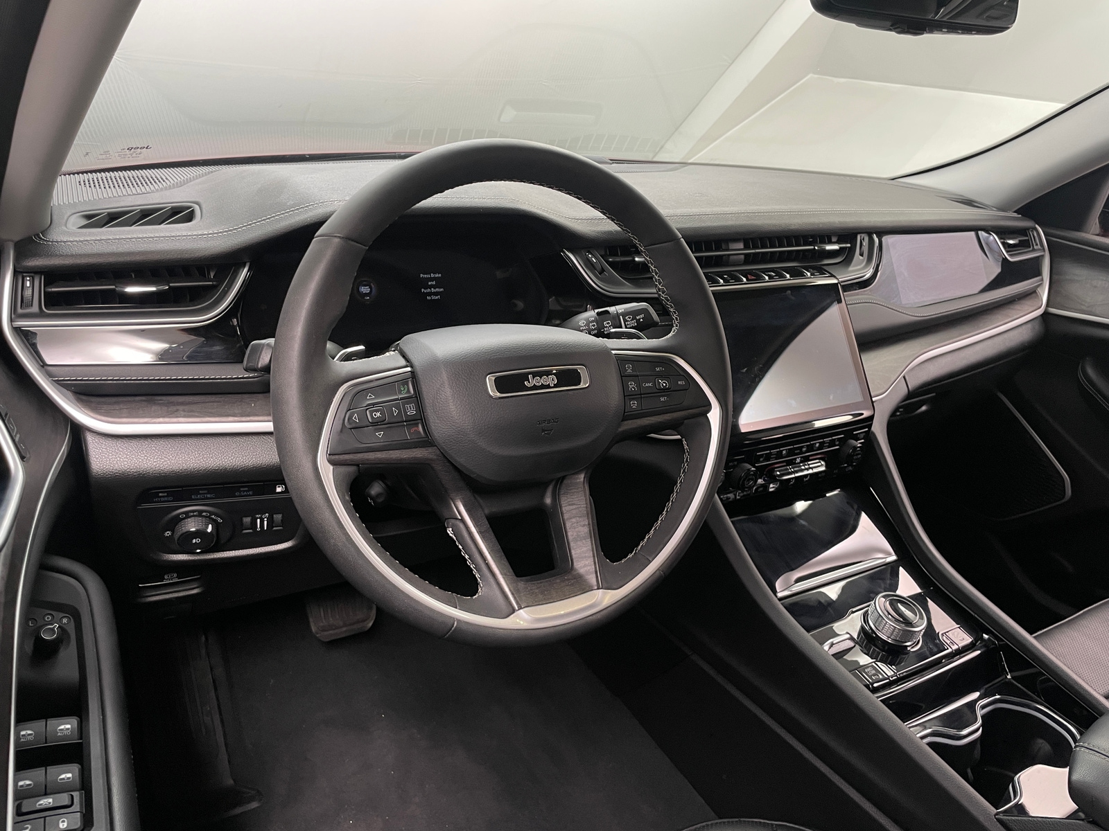 Thumbnail: 2023 Jeep Grand Cherokee - 2