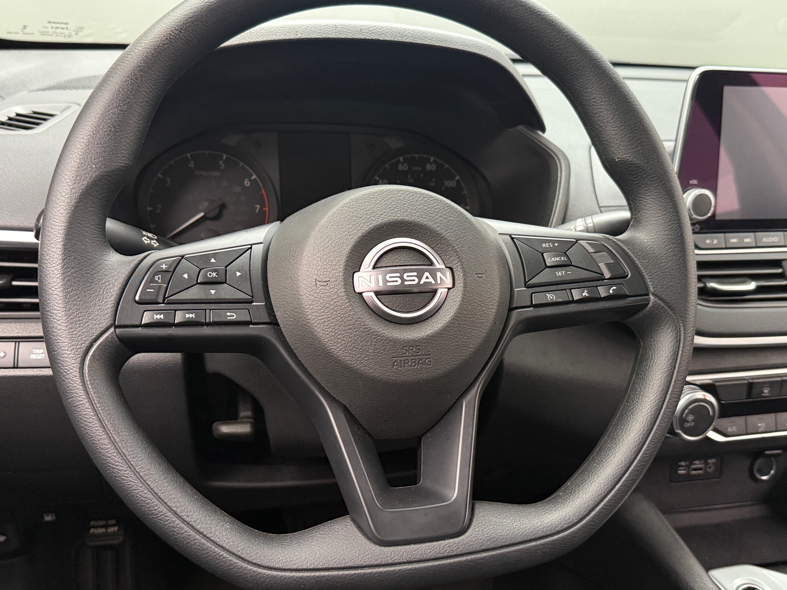 Thumbnail: 2025 Nissan Altima - 5