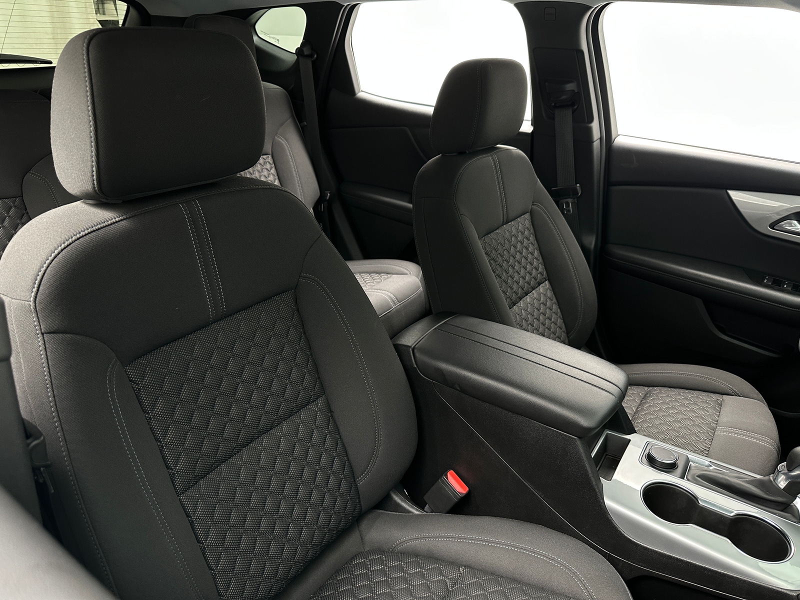 Thumbnail: 2022 Chevrolet Blazer - 2