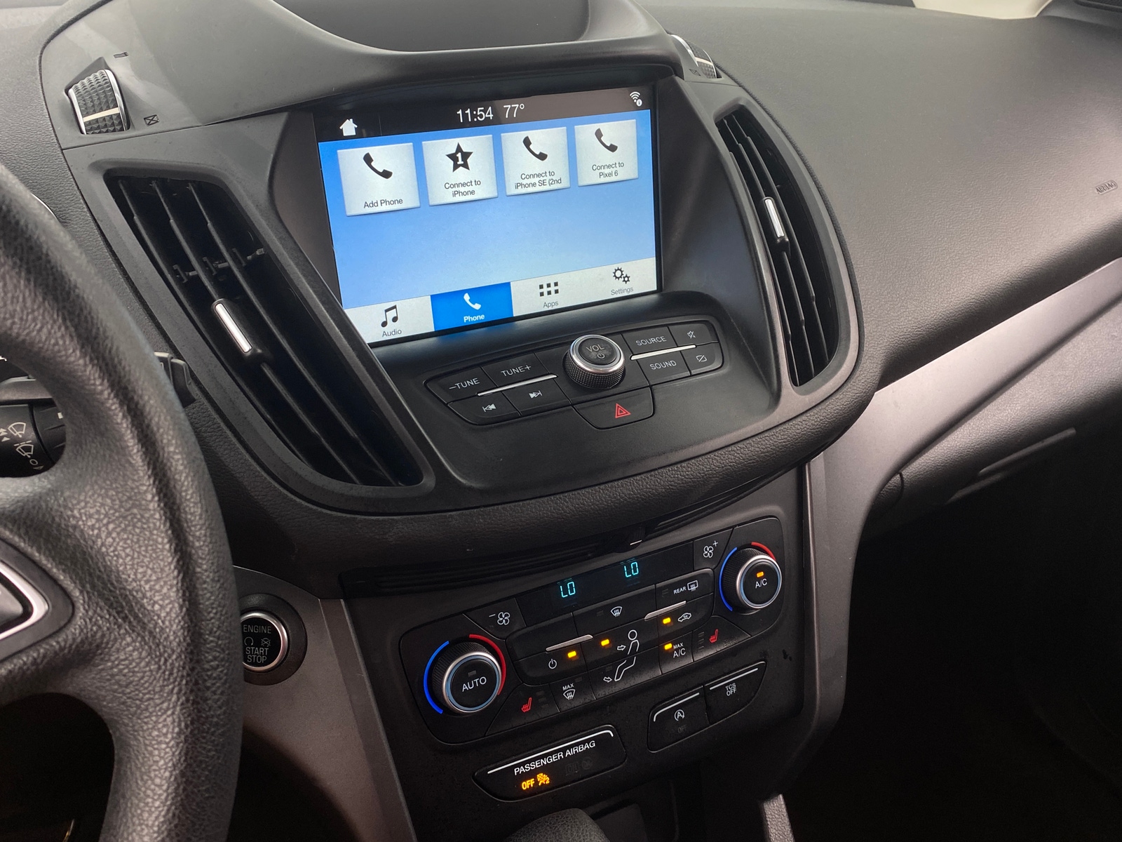 Thumbnail: 2019 Ford Escape - 4