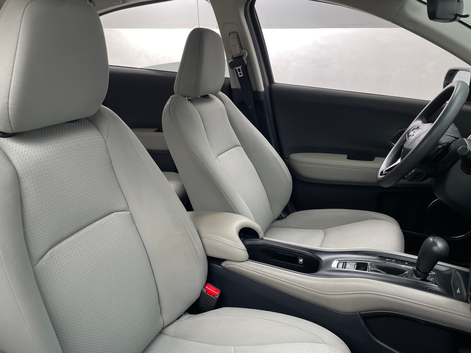 Thumbnail: 2022 Honda HR-V - 2