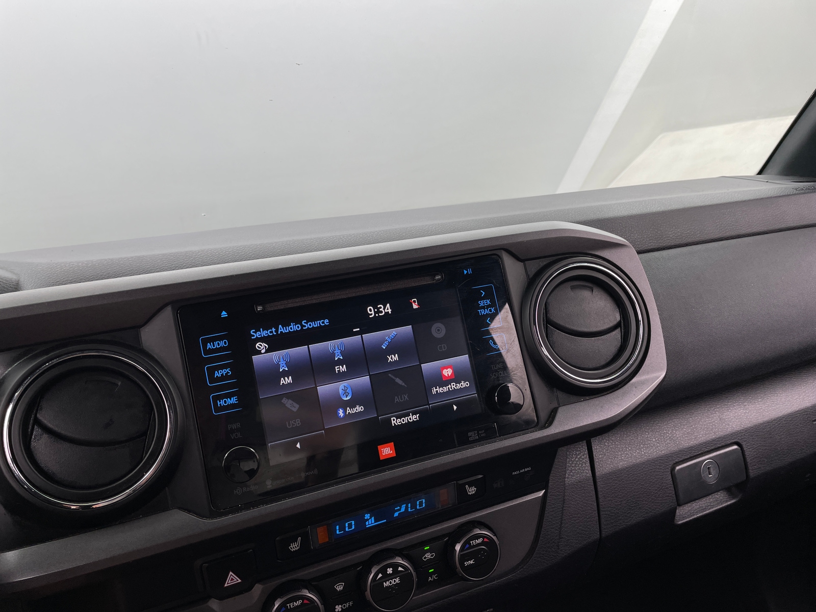 Thumbnail: 2019 Toyota Tacoma - 3