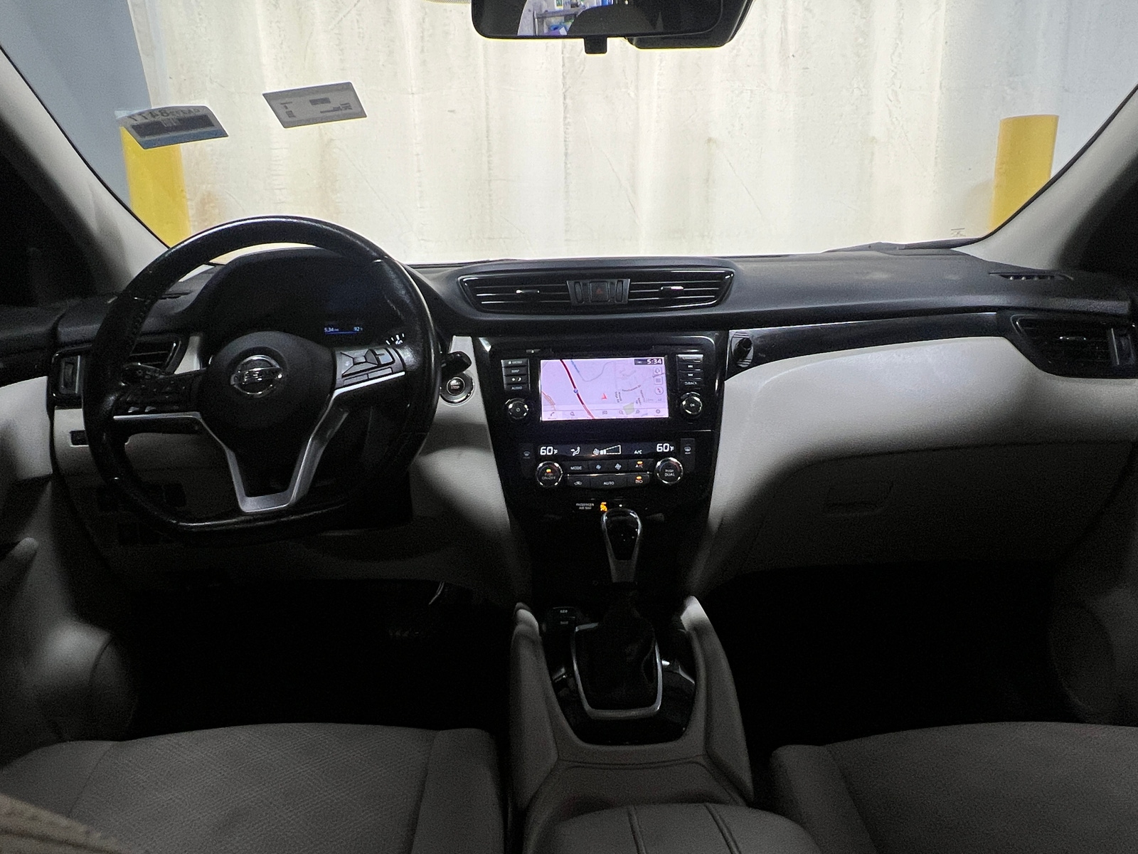 Thumbnail: 2019 Nissan Rogue Sport - 3