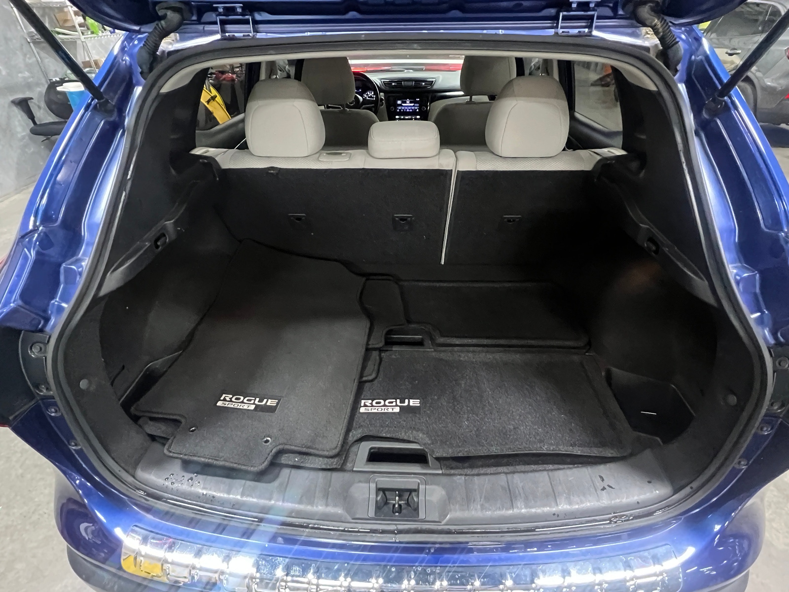 Thumbnail: 2019 Nissan Rogue Sport - 7