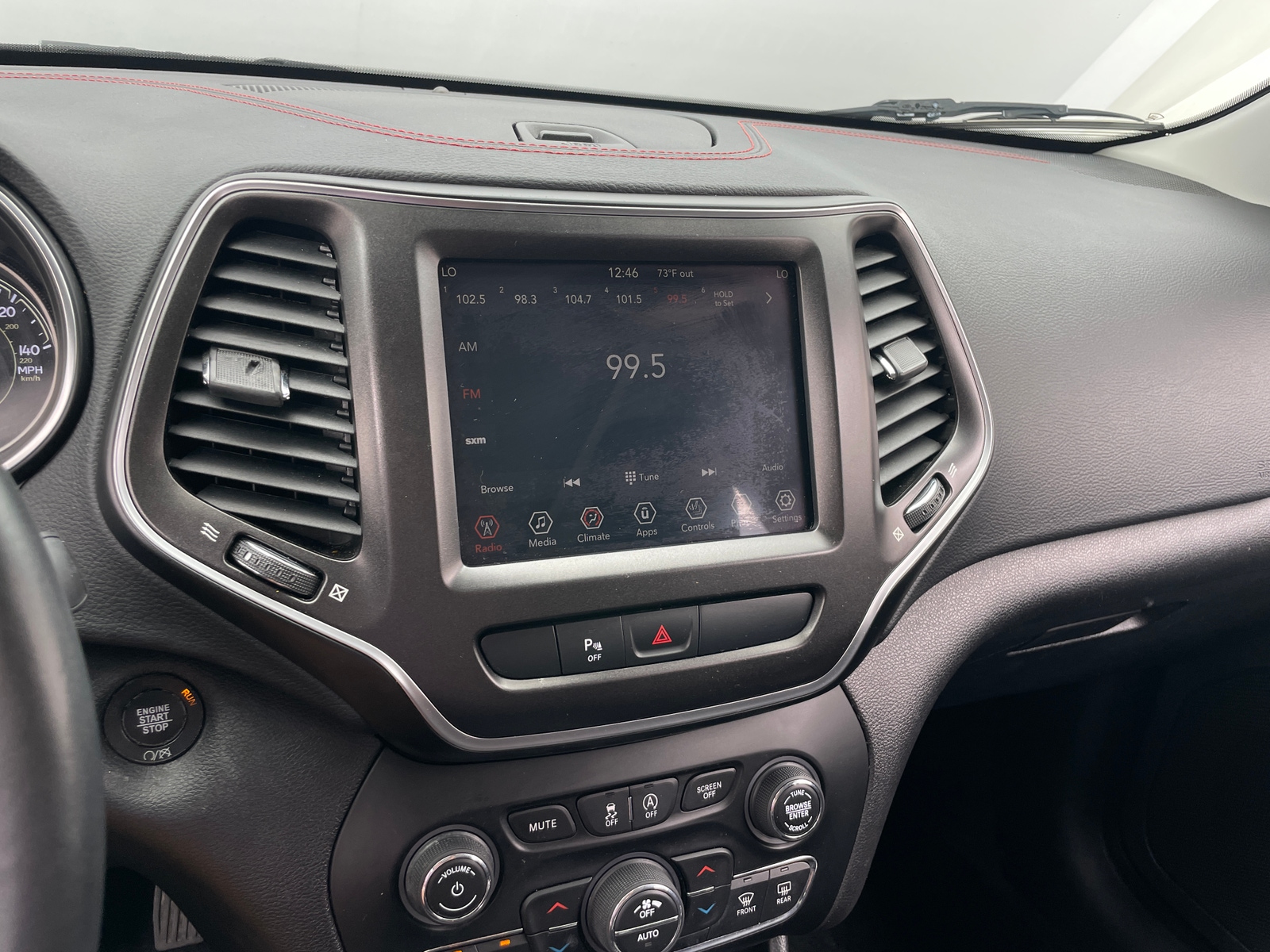 Thumbnail: 2019 Jeep Cherokee - 4