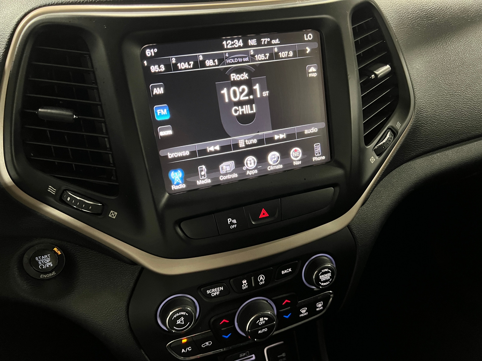 Thumbnail: 2016 Jeep Cherokee - 4