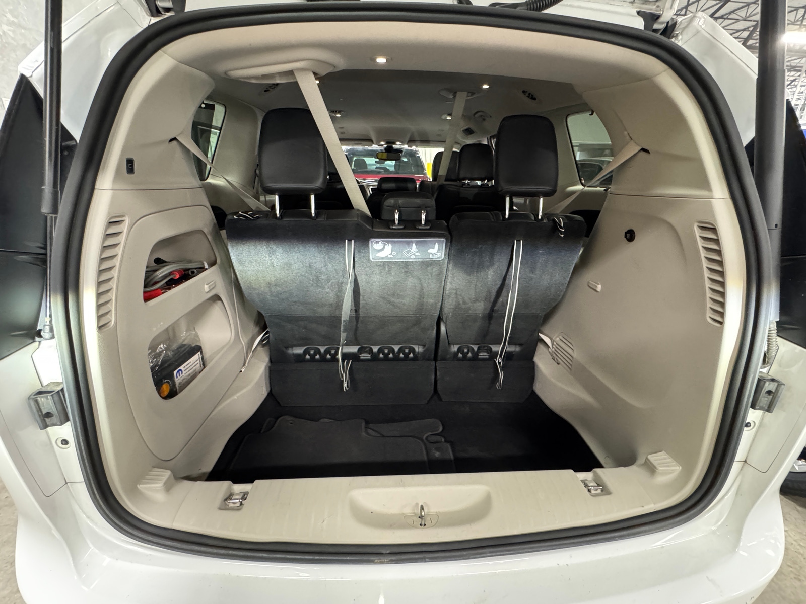 Thumbnail: 2019 Chrysler Pacifica - 6