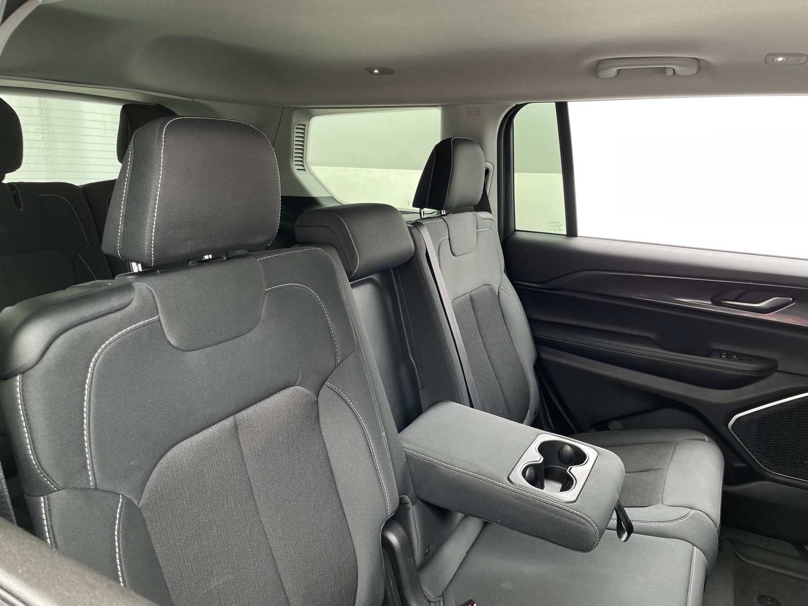 Thumbnail: 2021 Jeep Grand Cherokee L - 6