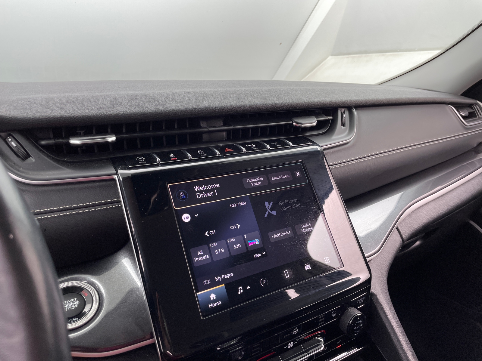 Thumbnail: 2021 Jeep Grand Cherokee L - 4