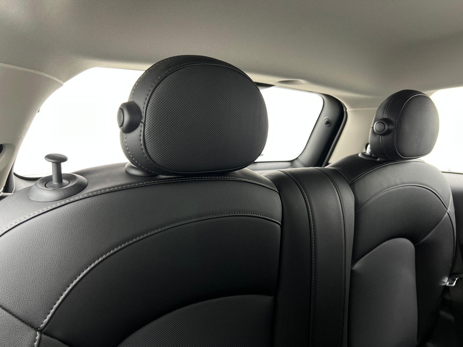 Thumbnail: 2021 MINI Cooper Hardtop - 5