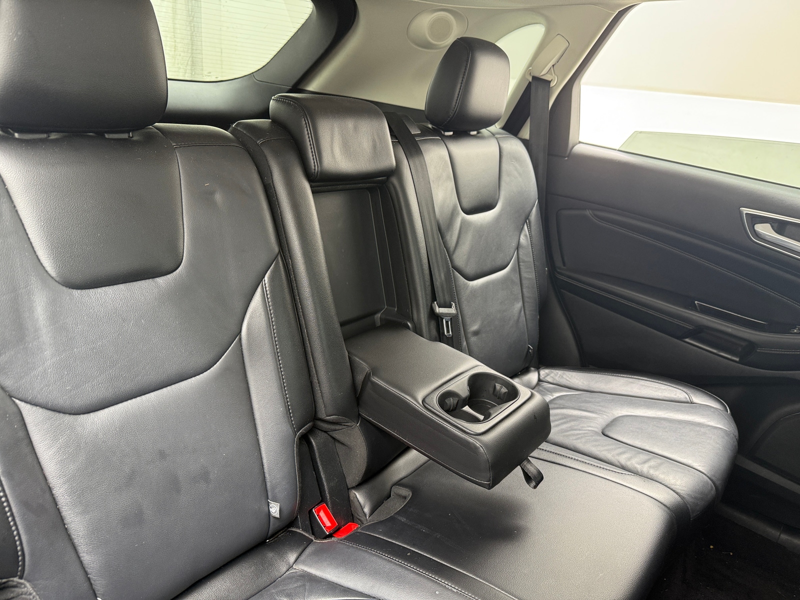 Thumbnail: 2016 Ford Edge - 5