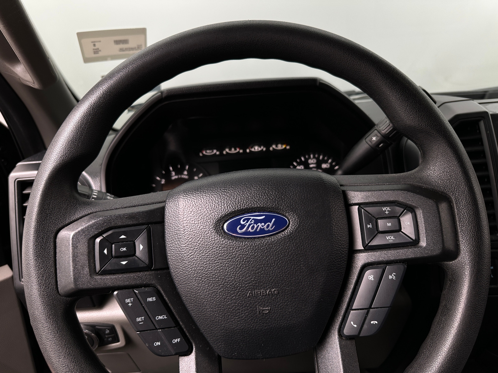Thumbnail: 2020 Ford Econoline - 5