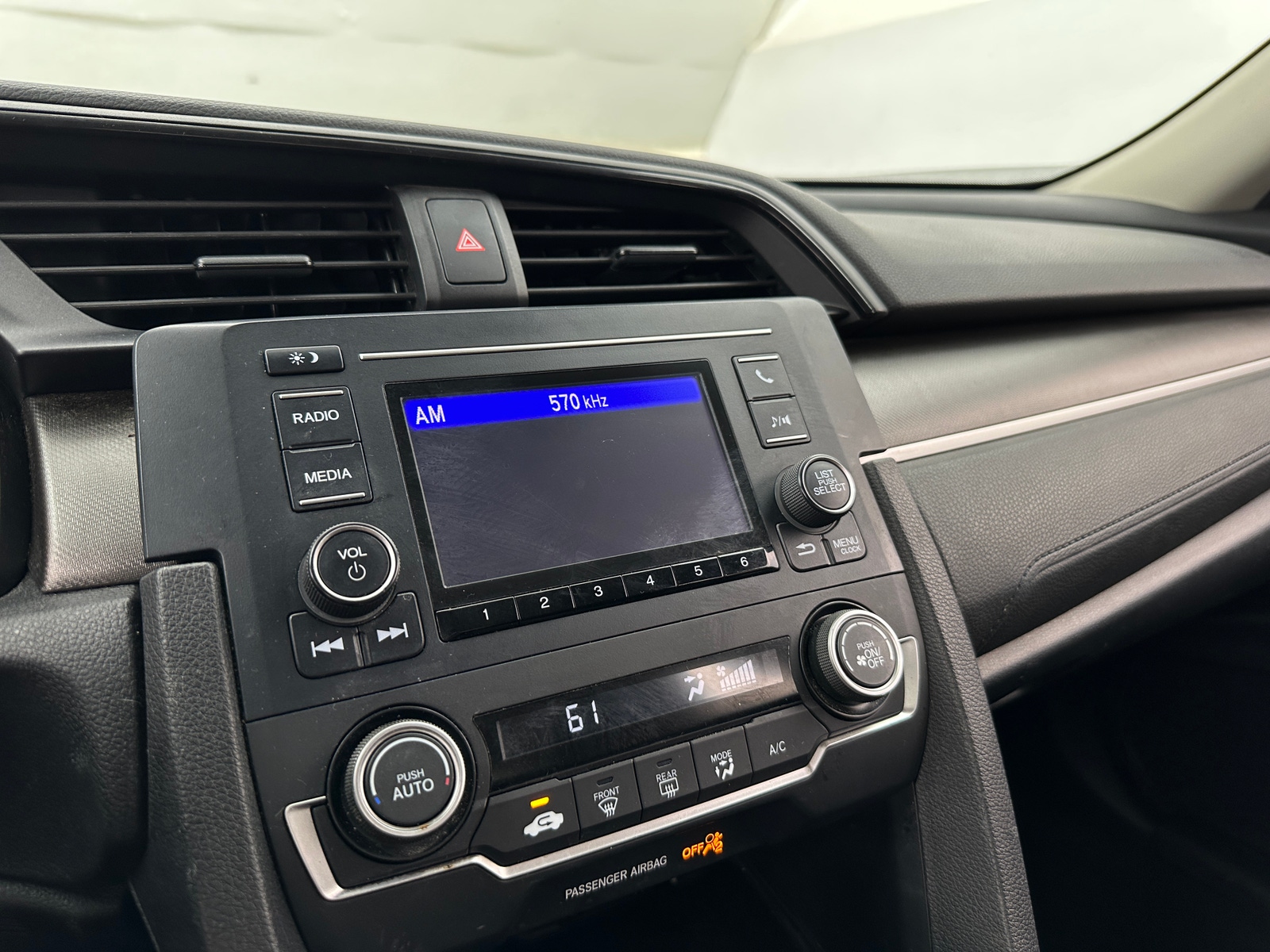 Thumbnail: 2019 Honda Civic - 4