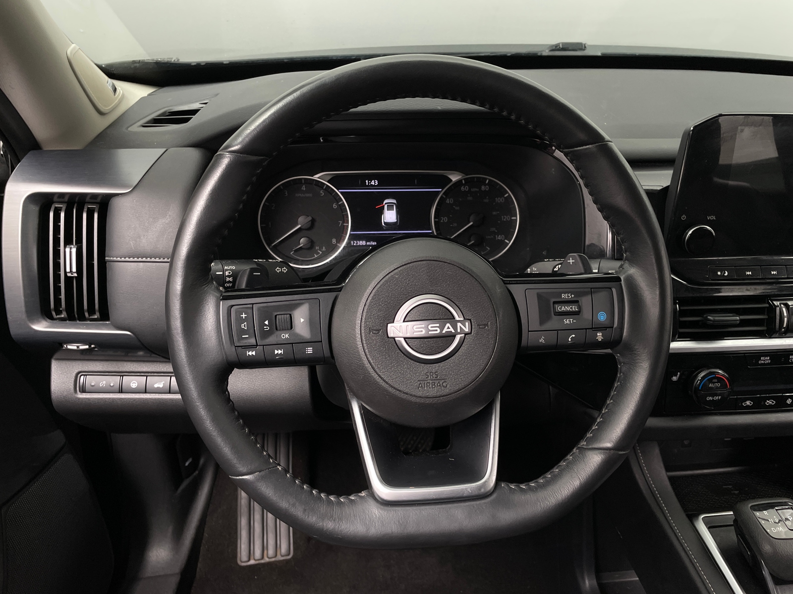 Thumbnail: 2024 Nissan Pathfinder - 4