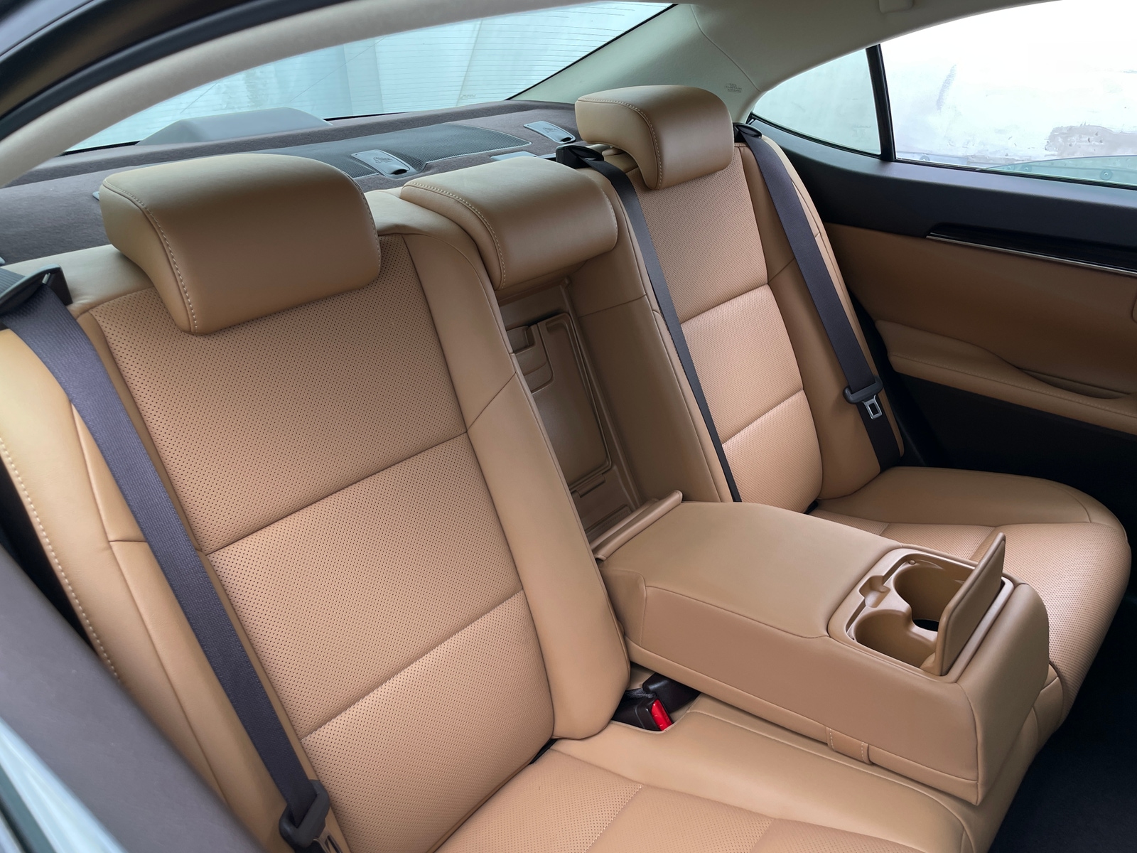 Thumbnail: 2018 Lexus ES - 5