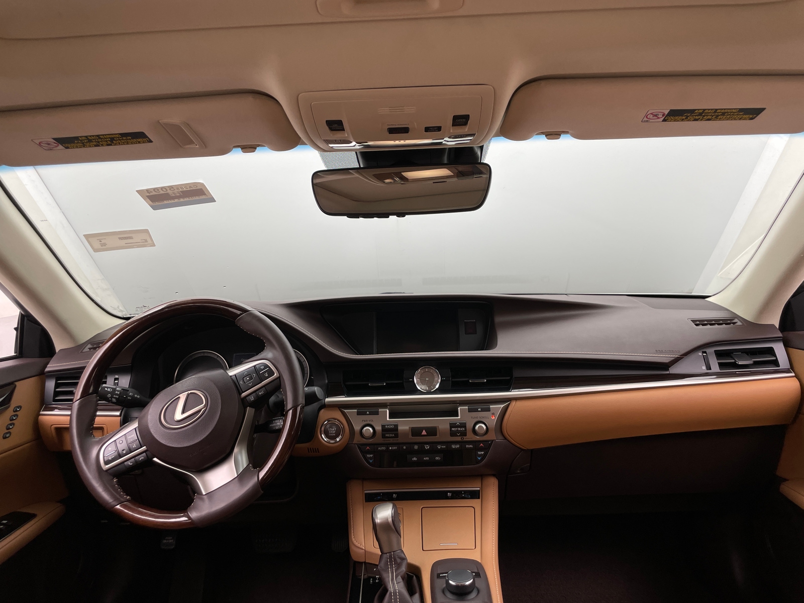 Thumbnail: 2018 Lexus ES - 2