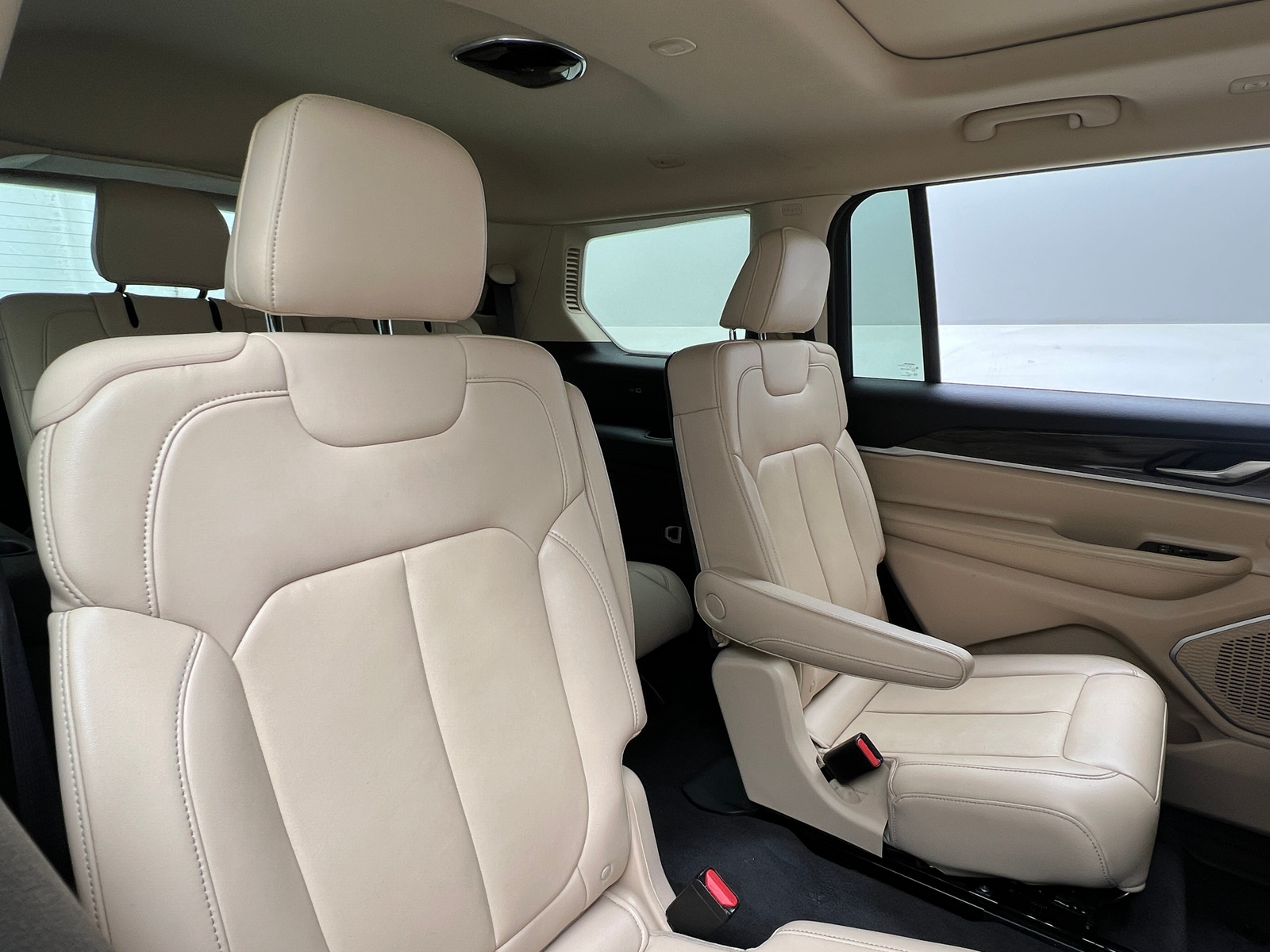 Thumbnail: 2021 Jeep Grand Cherokee L - 5