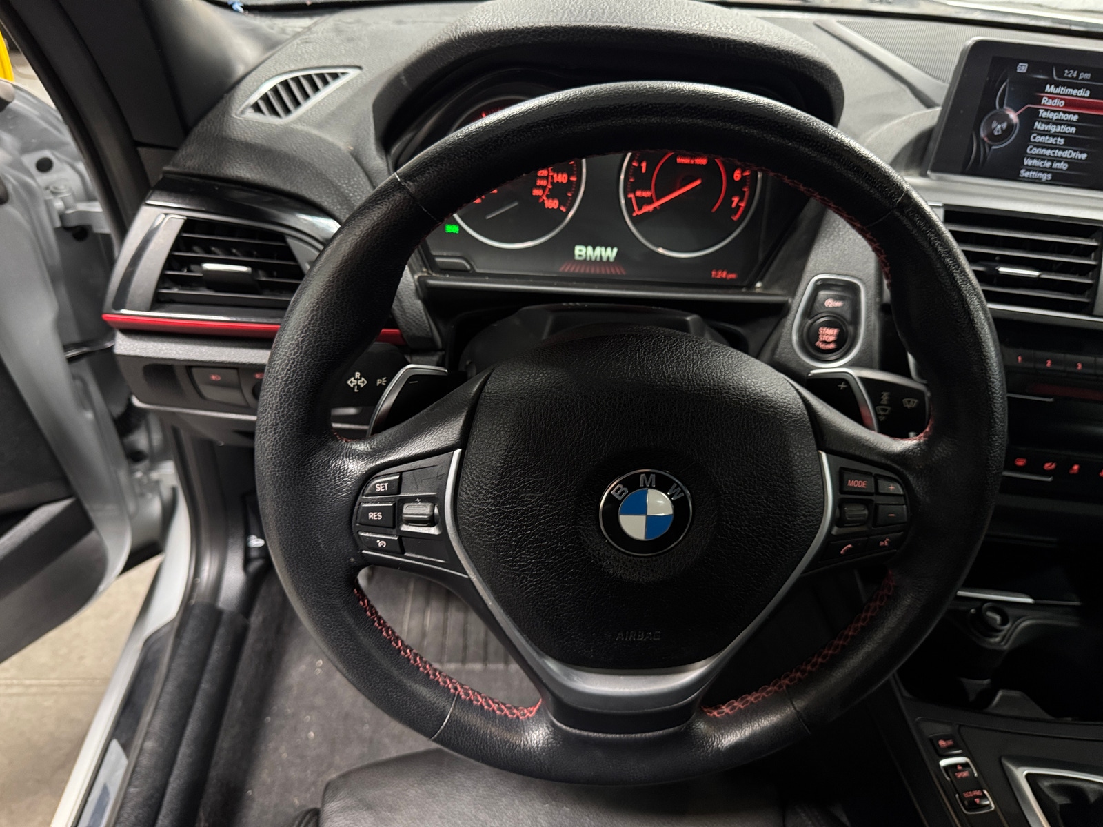 Thumbnail: 2016 BMW 2 Series - 4