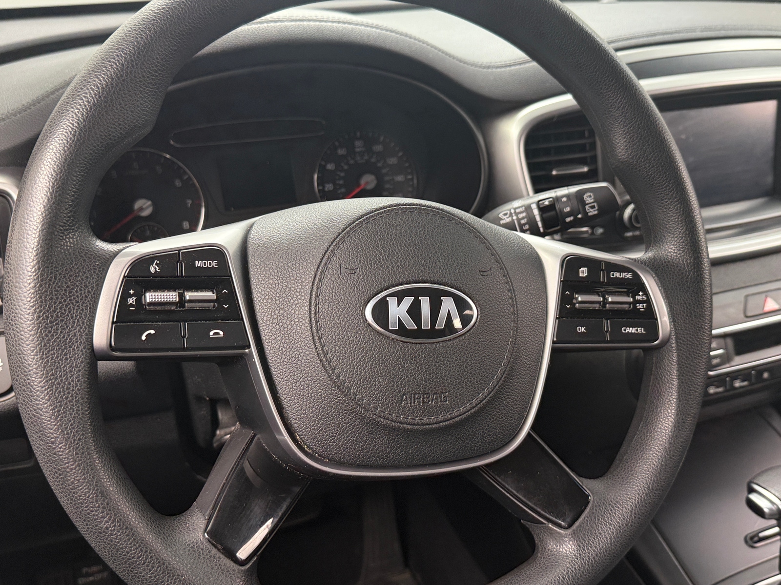 Thumbnail: 2019 Kia Sorento - 5
