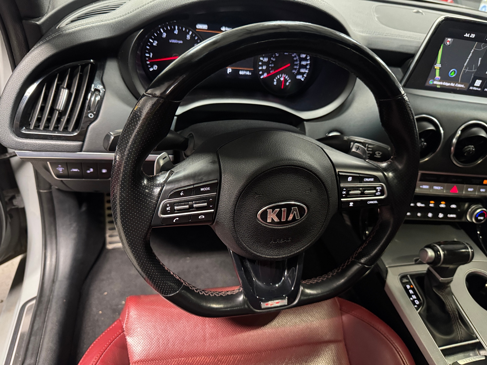 Thumbnail: 2019 Kia Stinger - 4