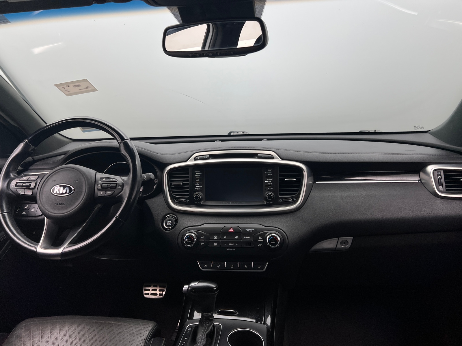 Thumbnail: 2016 Kia Sorento - 2