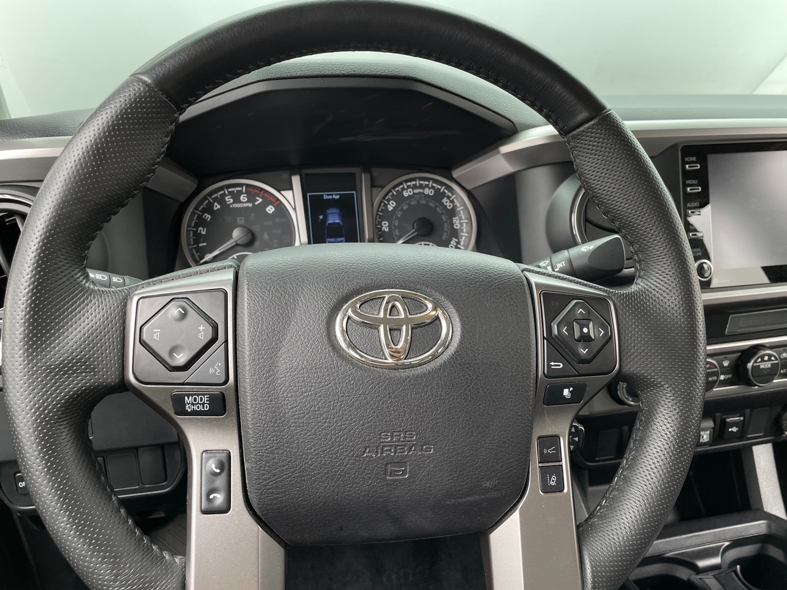 Thumbnail: 2022 Toyota Tacoma - 5