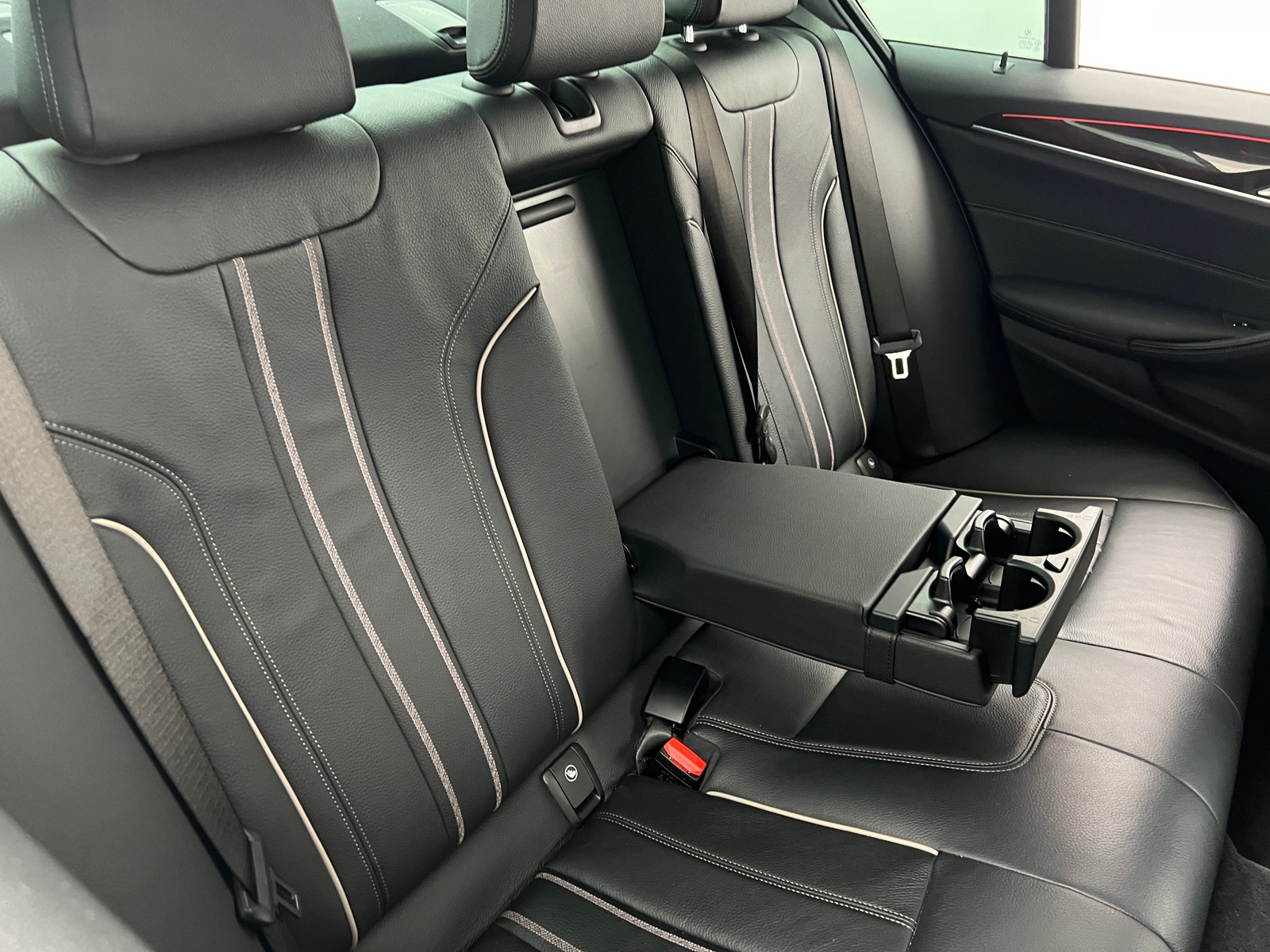 Thumbnail: 2019 BMW 5 Series - 5