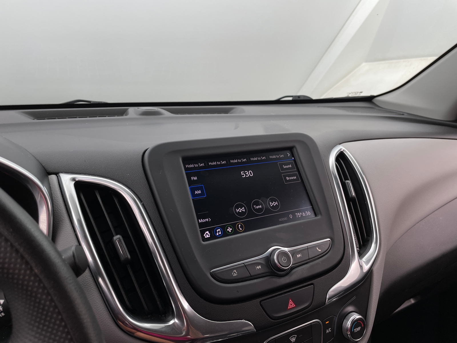 Thumbnail: 2020 Chevrolet Equinox - 4