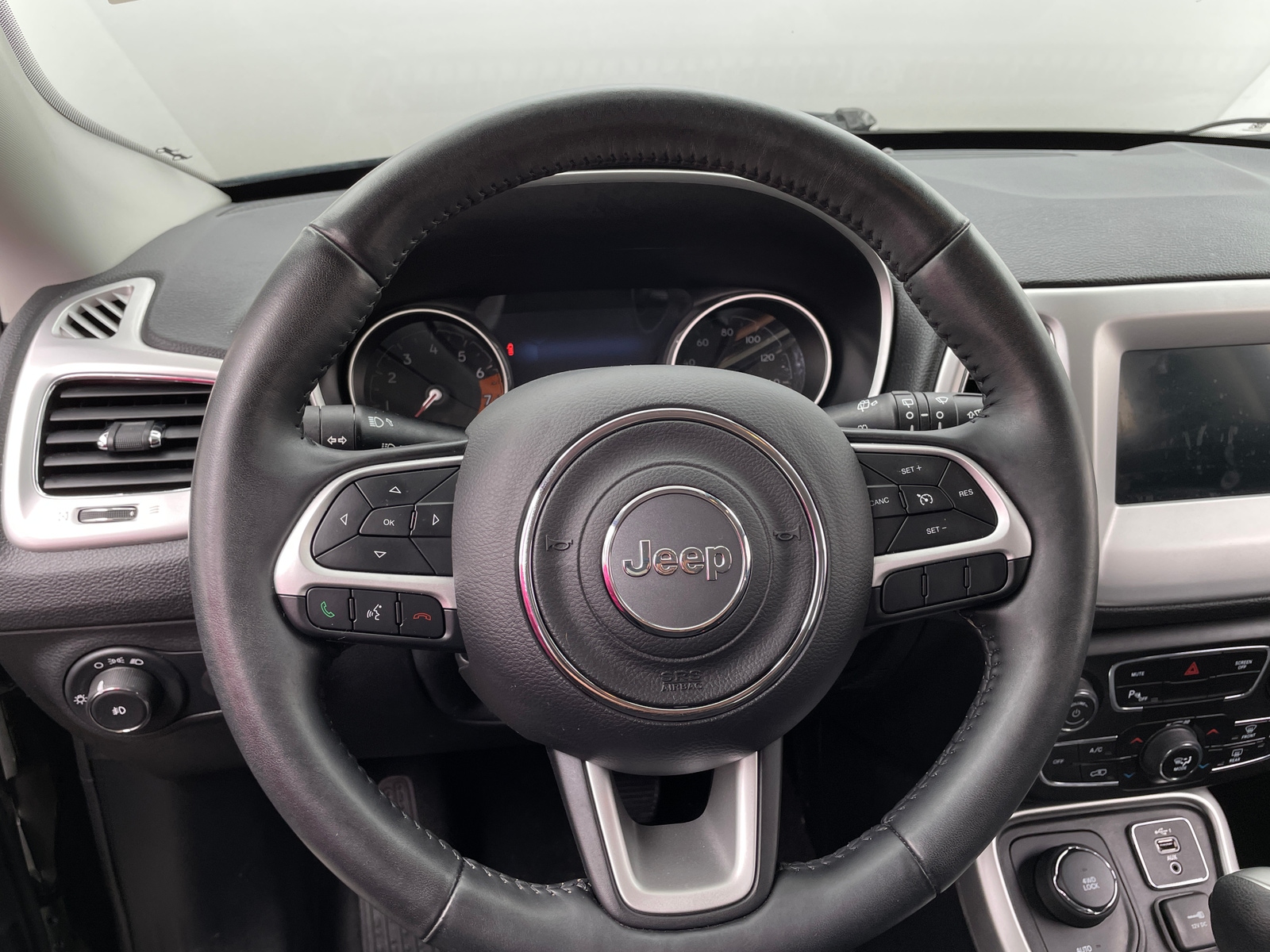 Thumbnail: 2019 Jeep Compass - 5