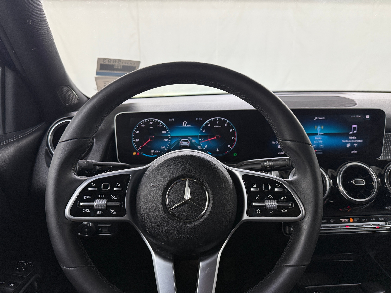 Thumbnail: 2021 Mercedes-Benz GLB - 4