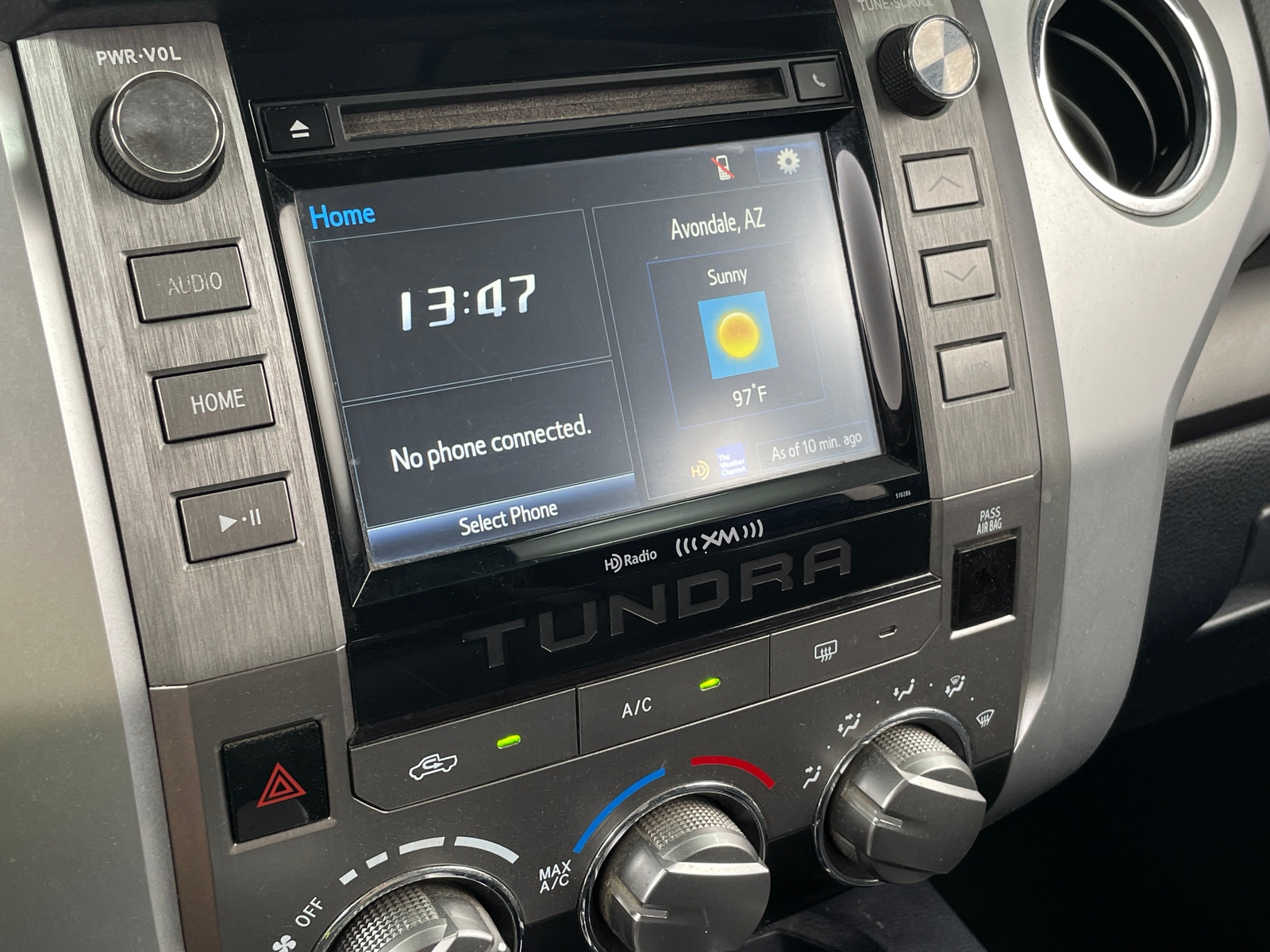 Thumbnail: 2018 Toyota Tundra - 4