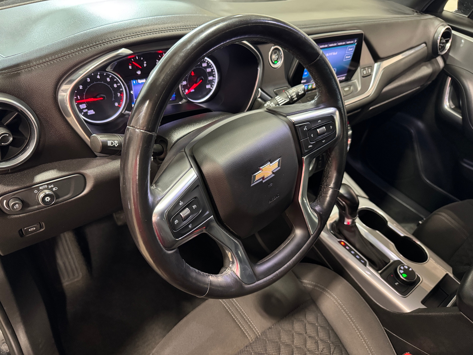 Thumbnail: 2019 Chevrolet Blazer - 3