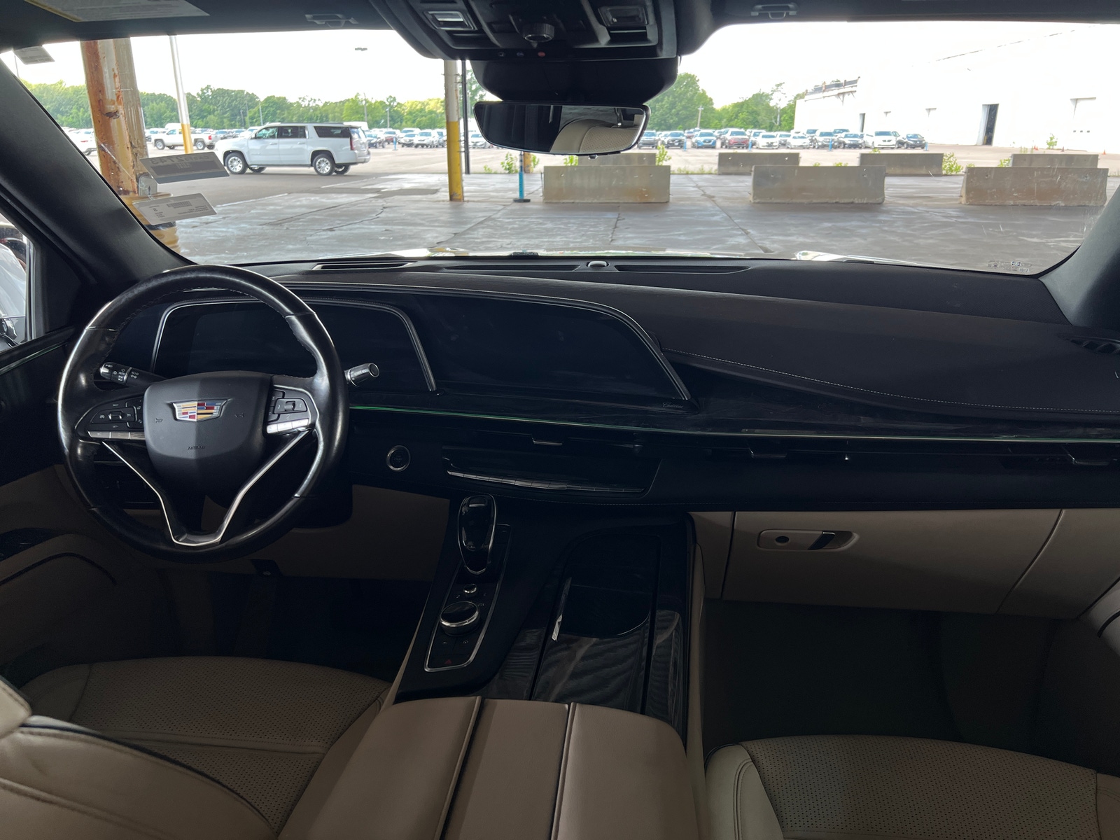 Thumbnail: 2021 Cadillac Escalade - 2