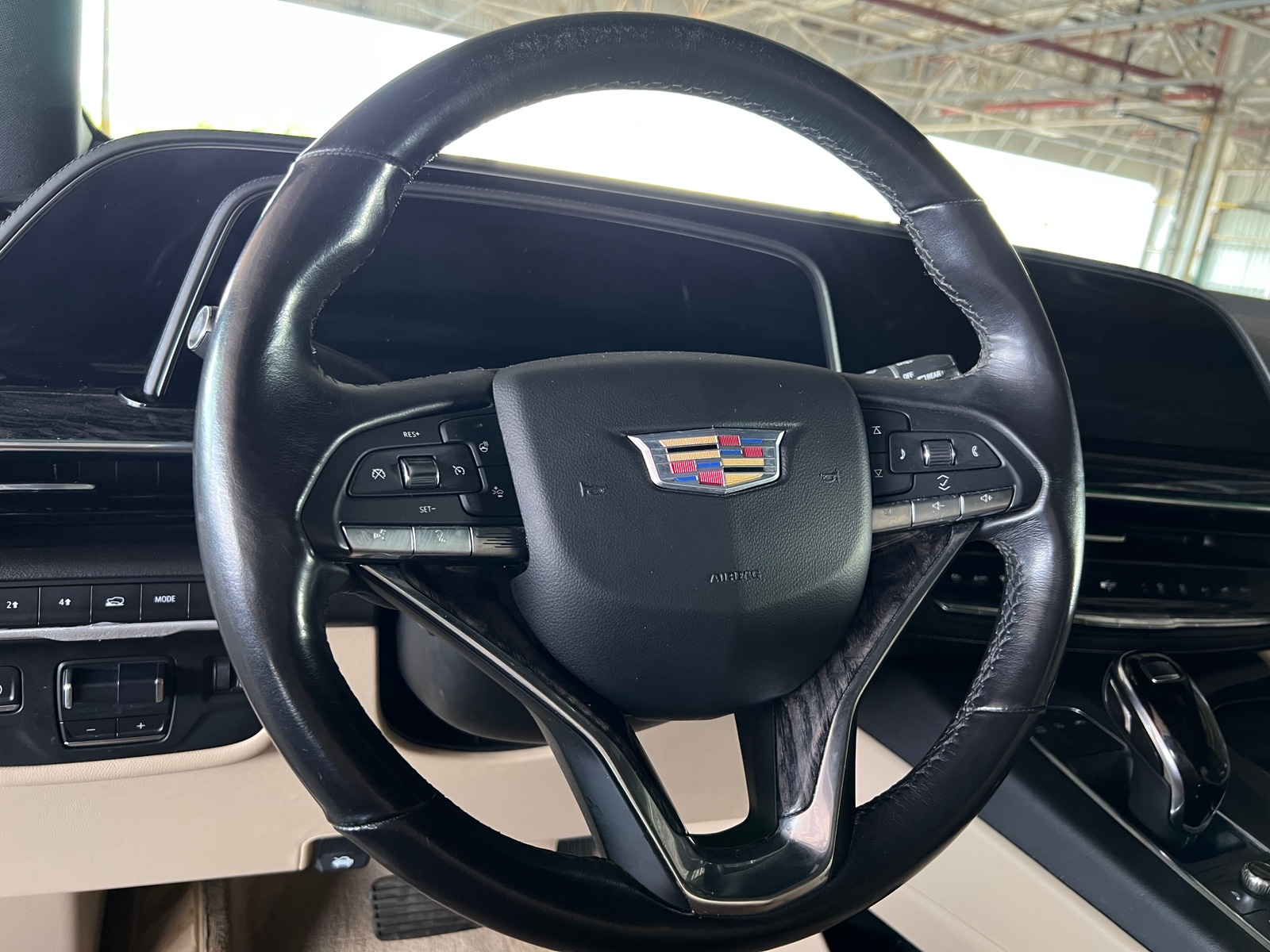 Thumbnail: 2021 Cadillac Escalade - 4