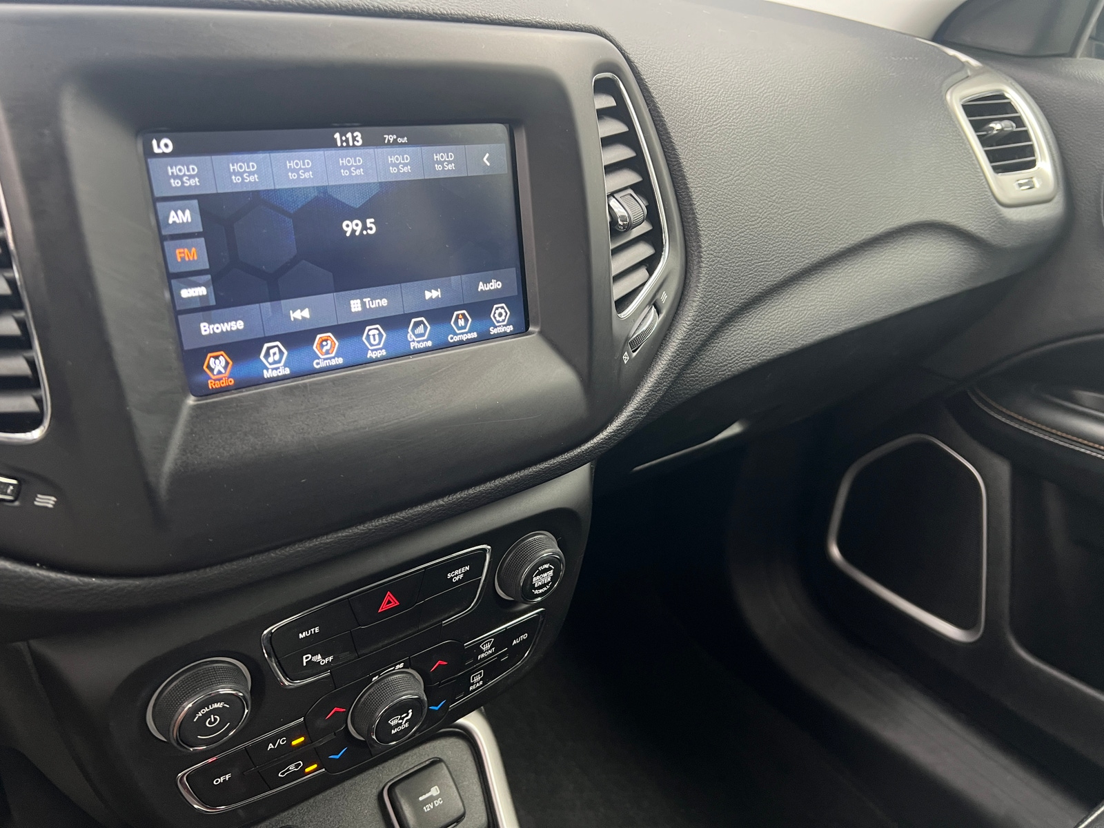 Thumbnail: 2018 Jeep Compass - 4