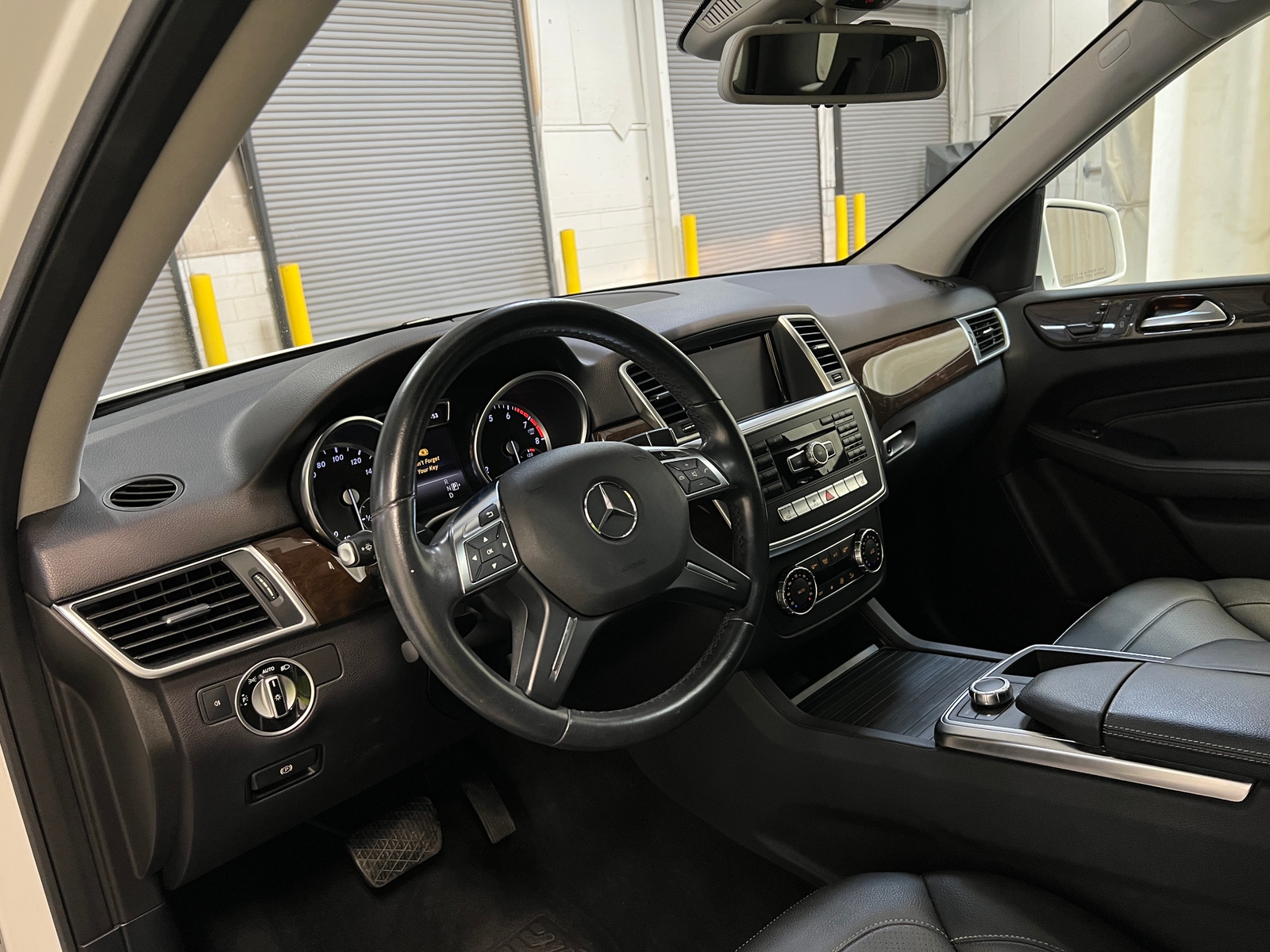 Thumbnail: 2015 Mercedes-Benz M-Class - 2