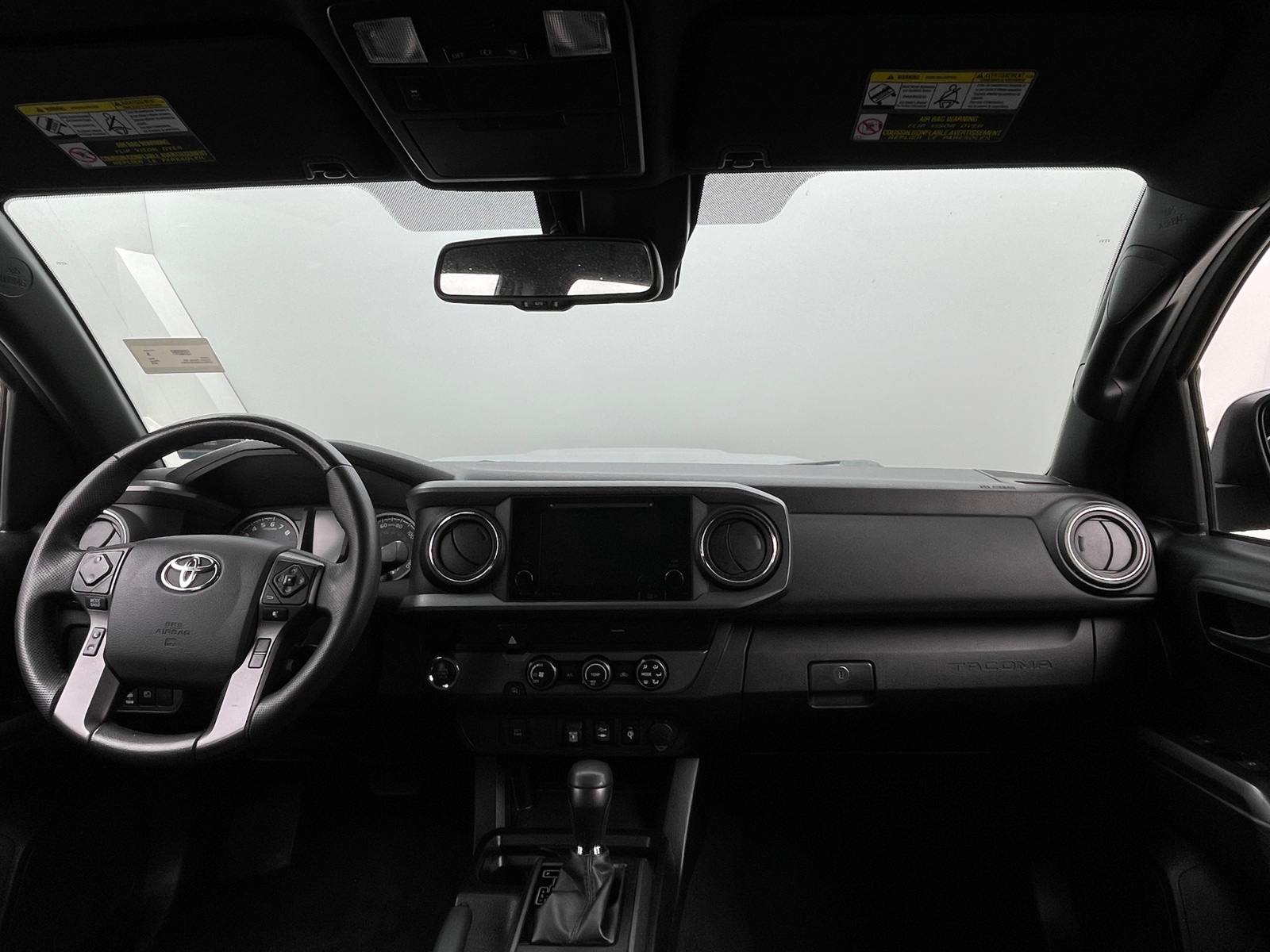 Thumbnail: 2019 Toyota Tacoma - 3
