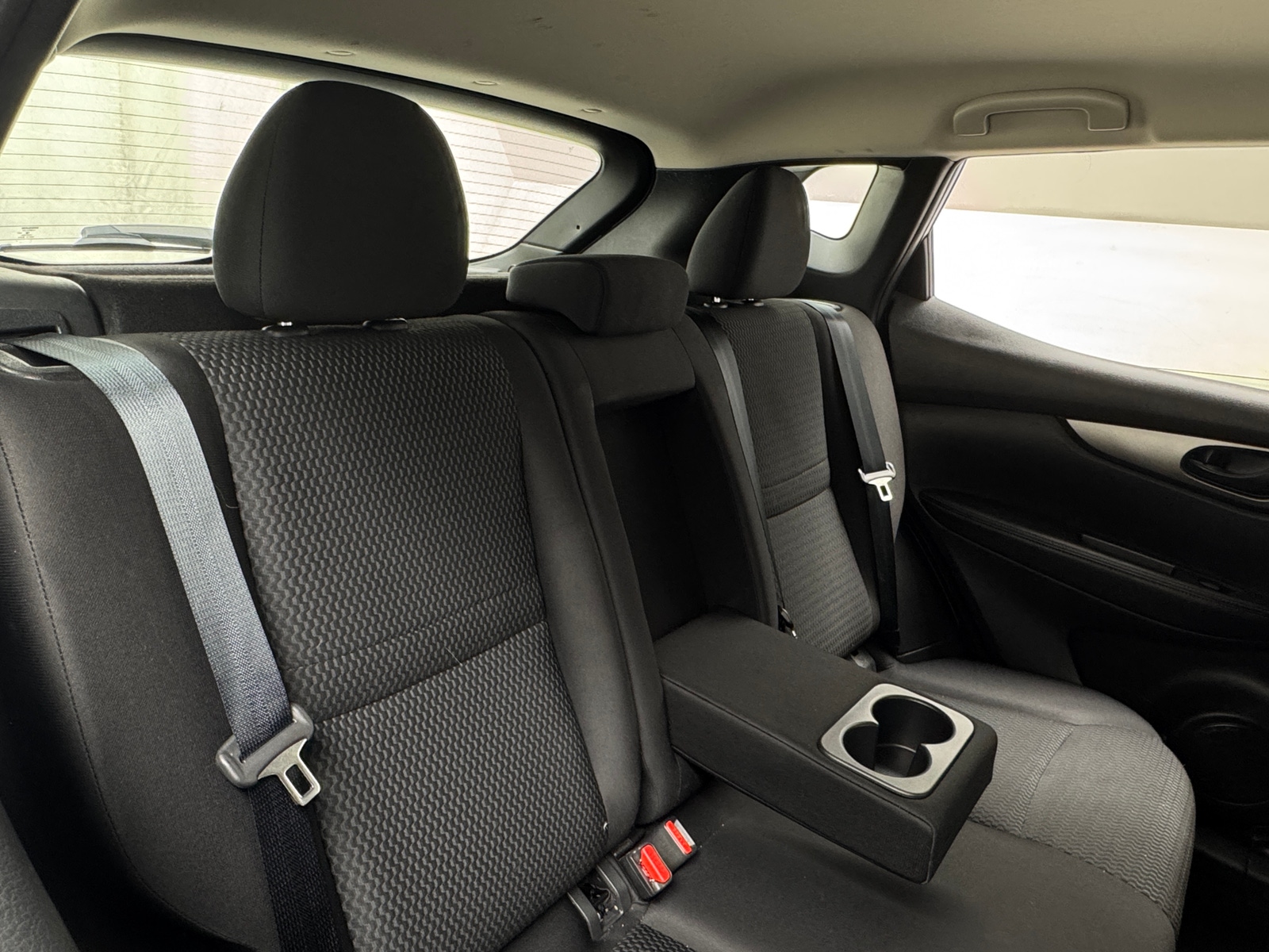 Thumbnail: 2019 Nissan Rogue Sport - 6