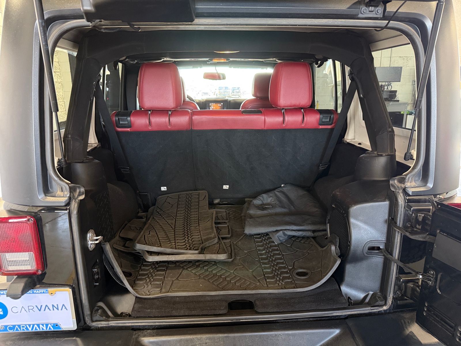 Thumbnail: 2013 Jeep Wrangler - 6