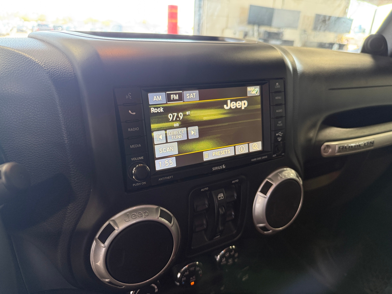Thumbnail: 2013 Jeep Wrangler - 3