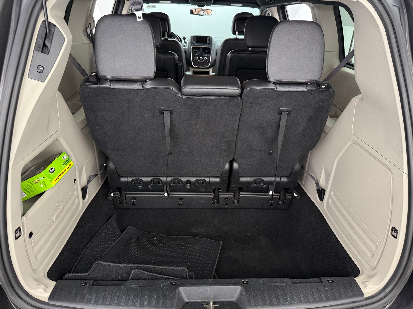 Thumbnail: 2017 Dodge Grand Caravan - 6