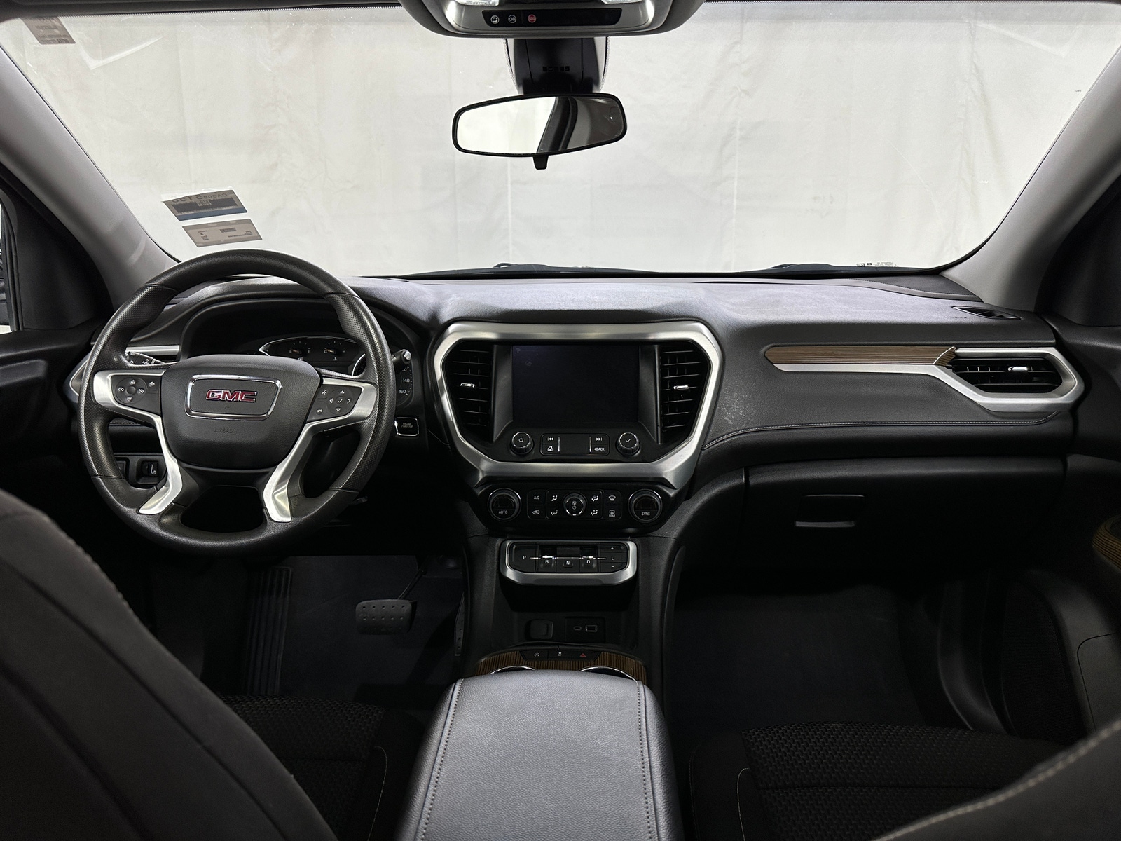 Thumbnail: 2023 GMC Acadia - 3