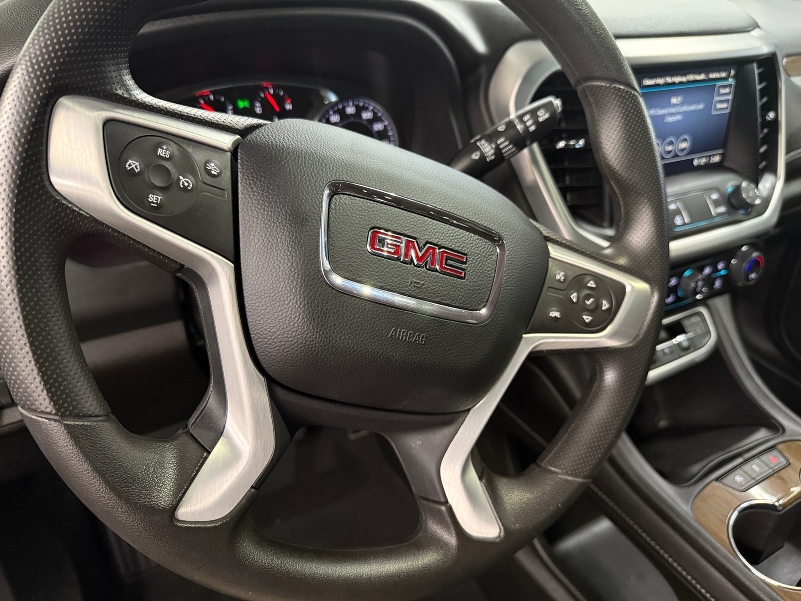 Thumbnail: 2023 GMC Acadia - 5