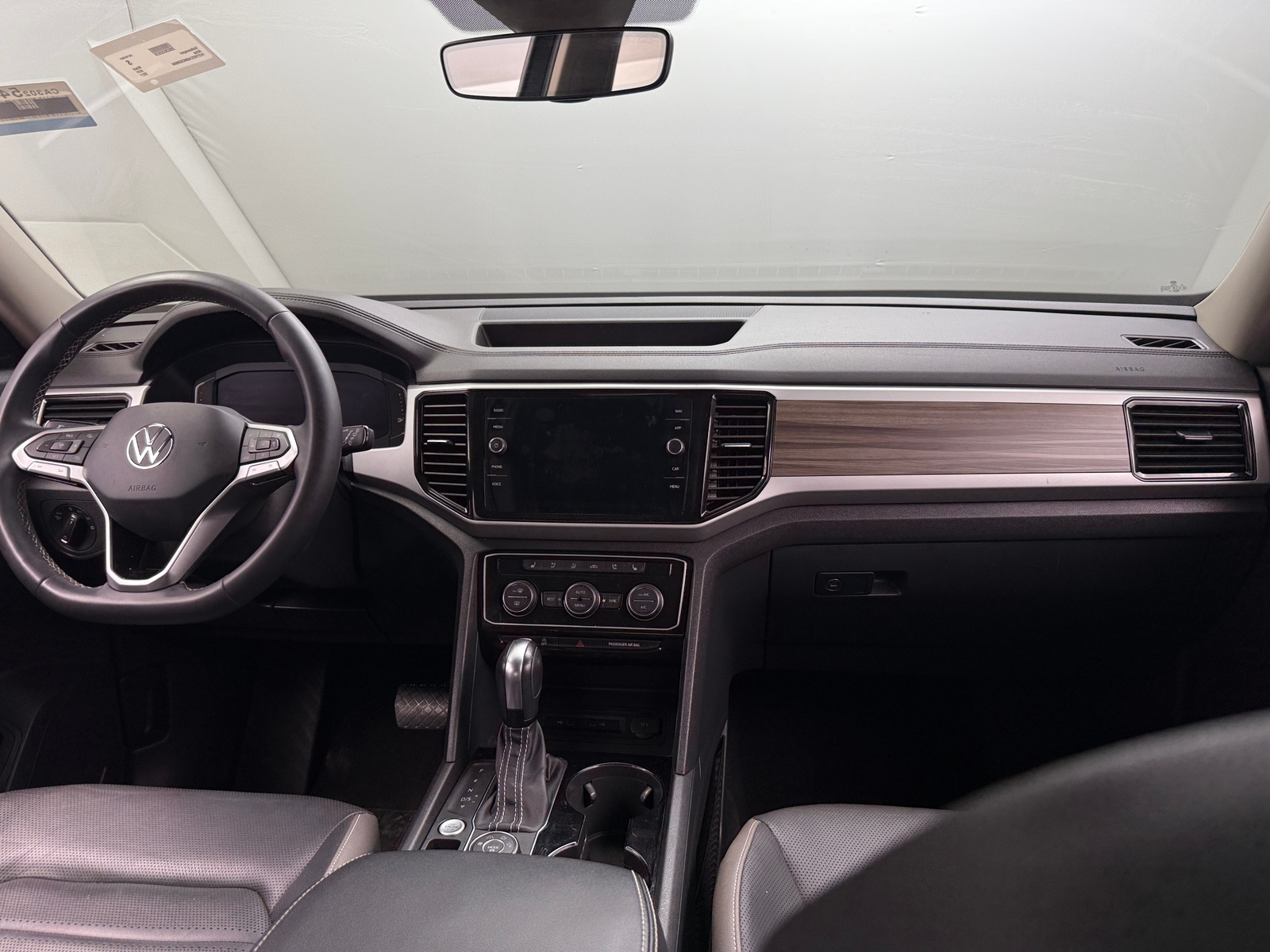 Thumbnail: 2021 Volkswagen Atlas - 2