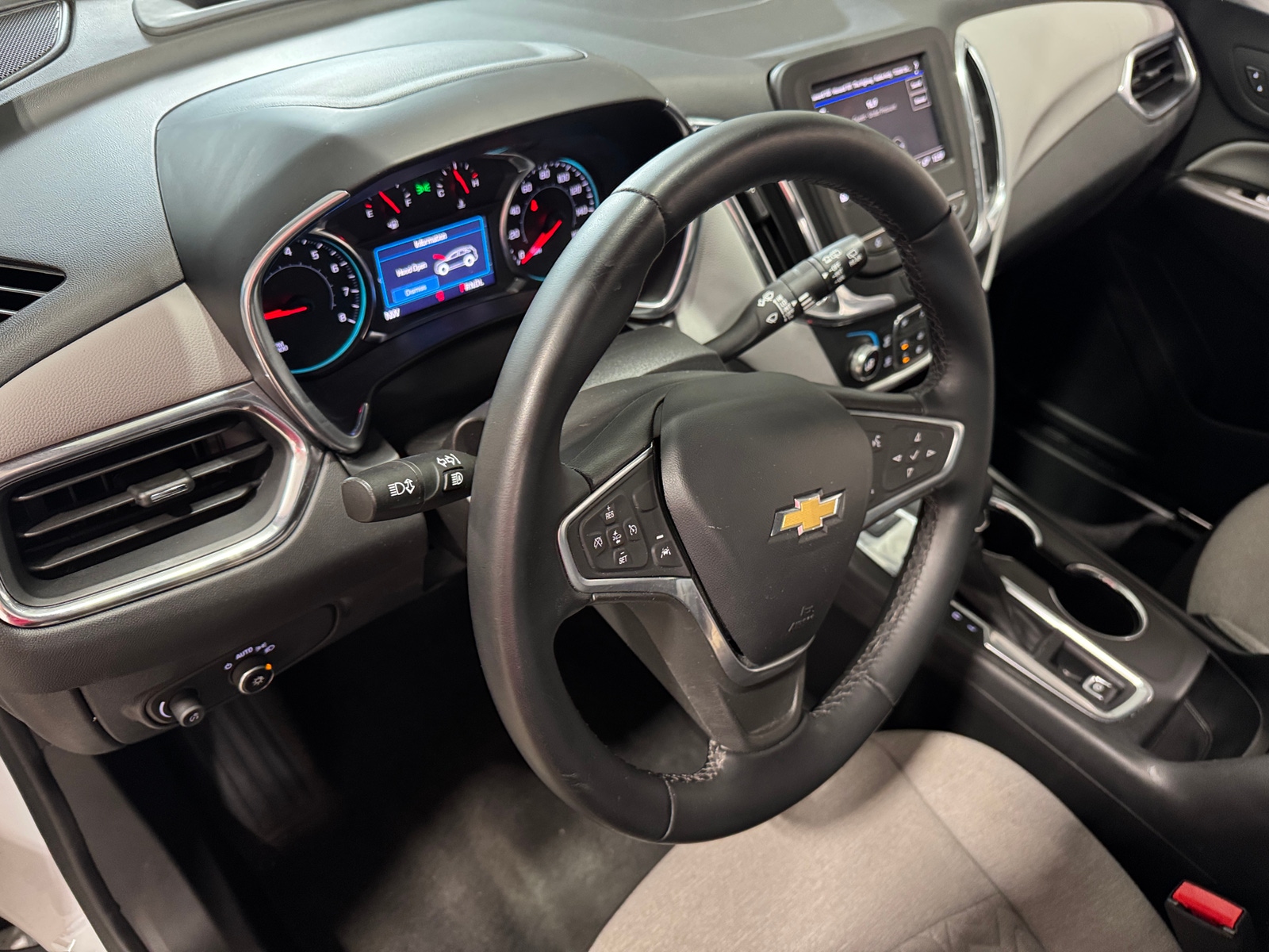 Thumbnail: 2023 Chevrolet Equinox - 3