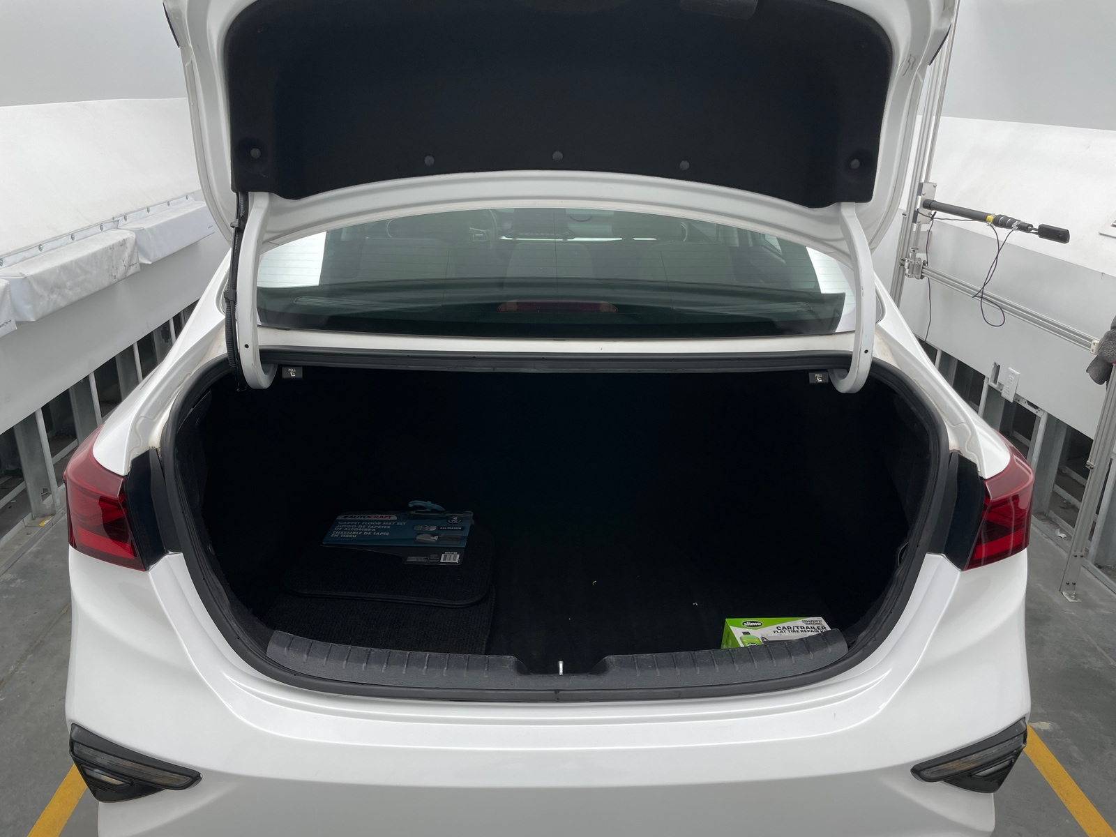 Thumbnail: 2021 Kia Forte - 7