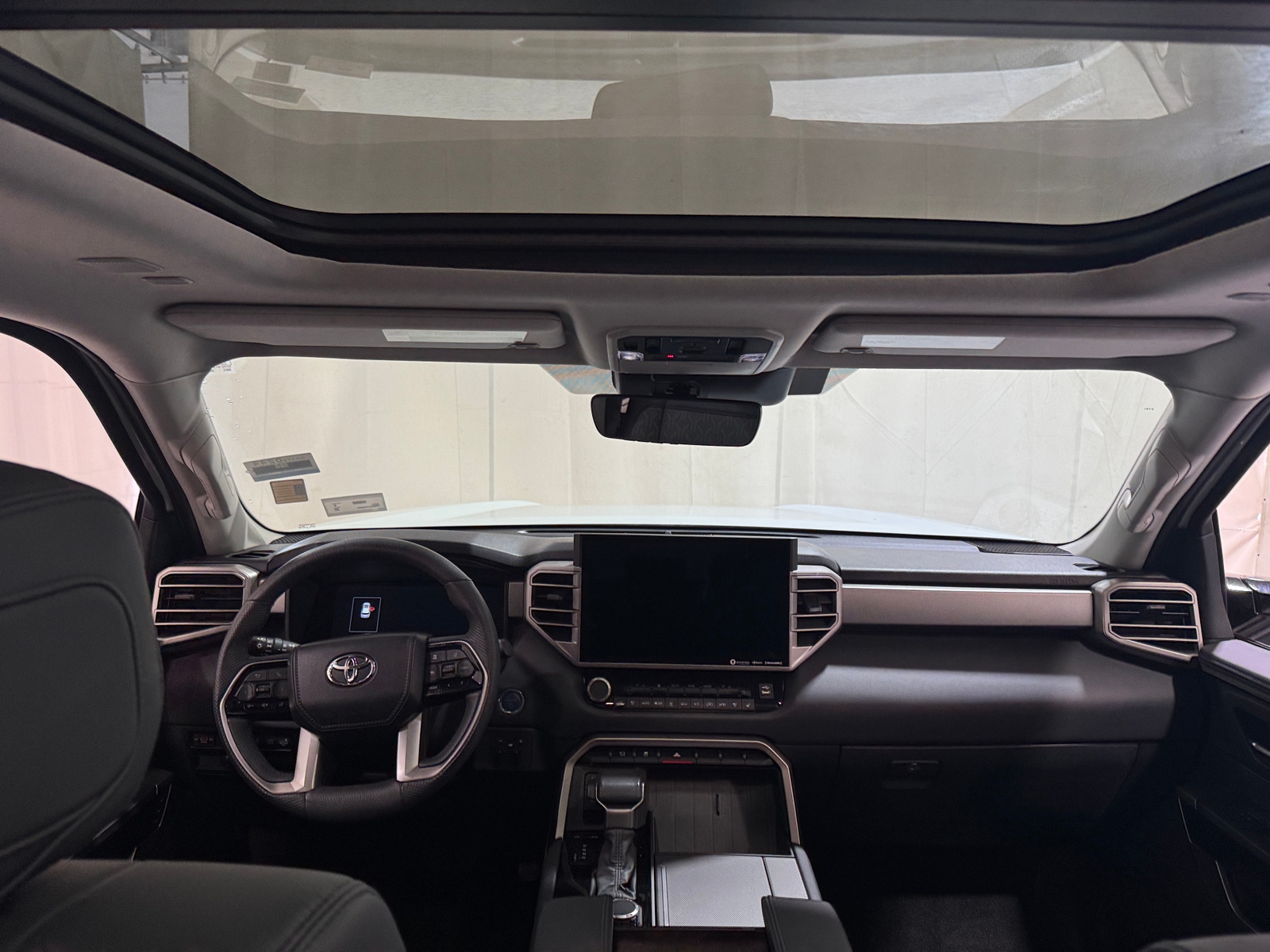Thumbnail: 2023 Toyota Sequoia - 2