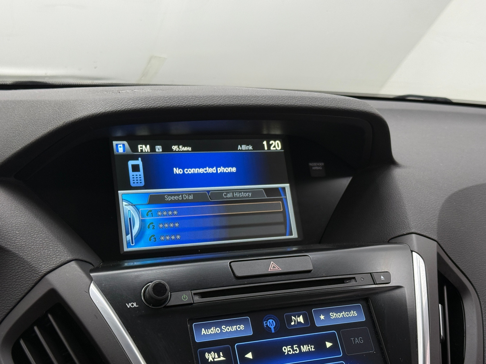 Thumbnail: 2015 Acura MDX - 3