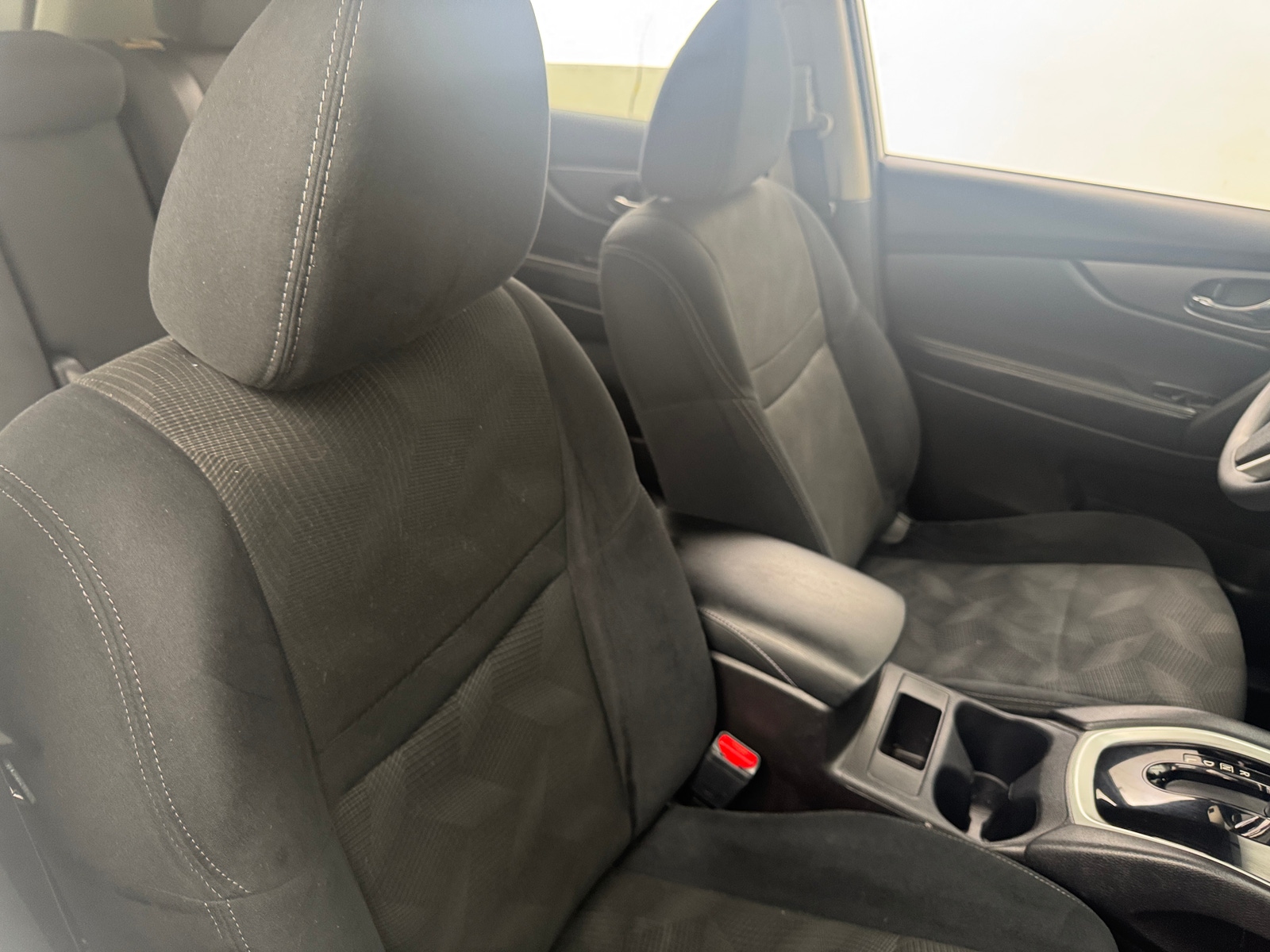 Thumbnail: 2015 Nissan Rogue - 2